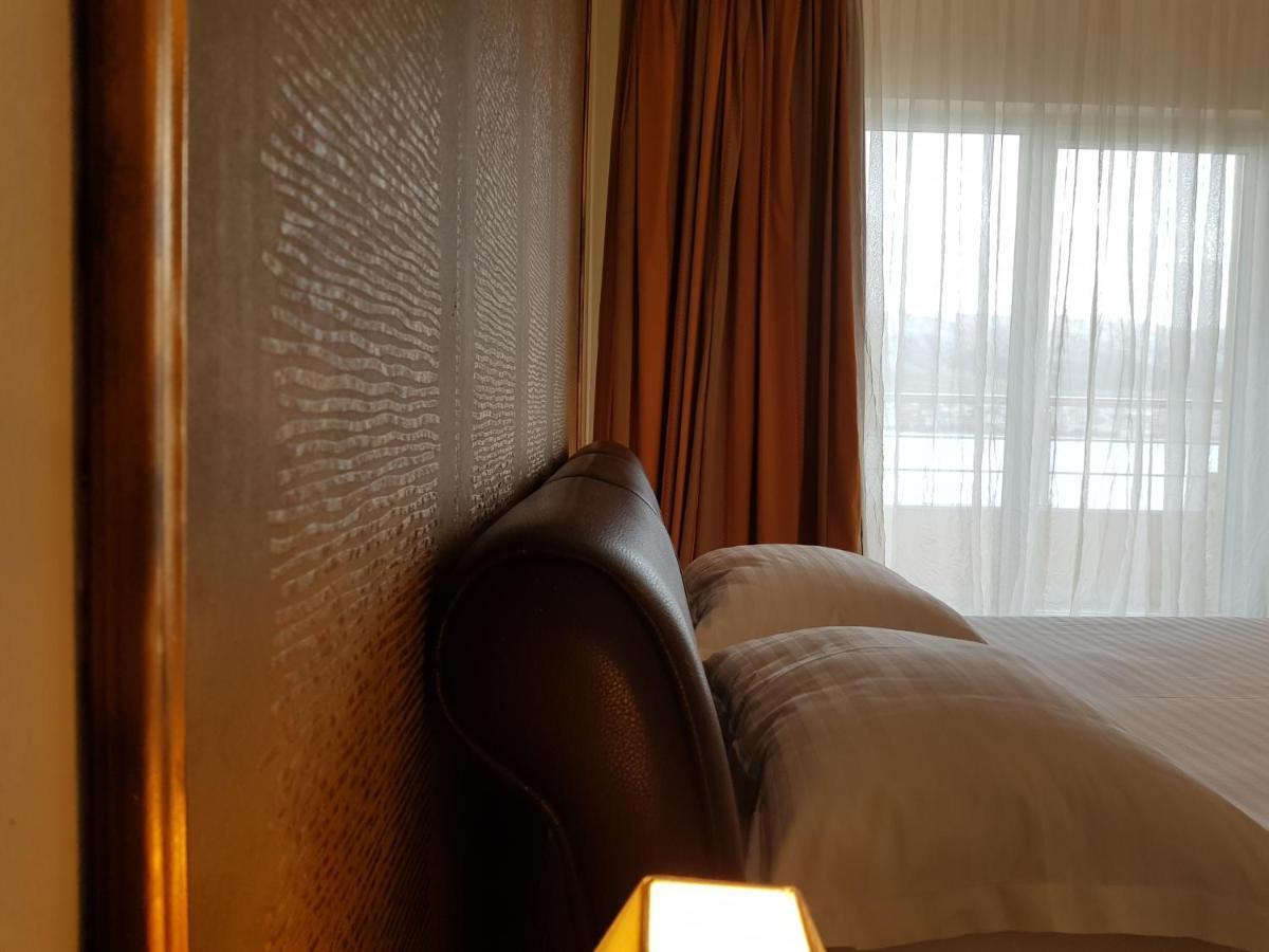 Boutique Villa Revelin Pag Town Buitenkant foto